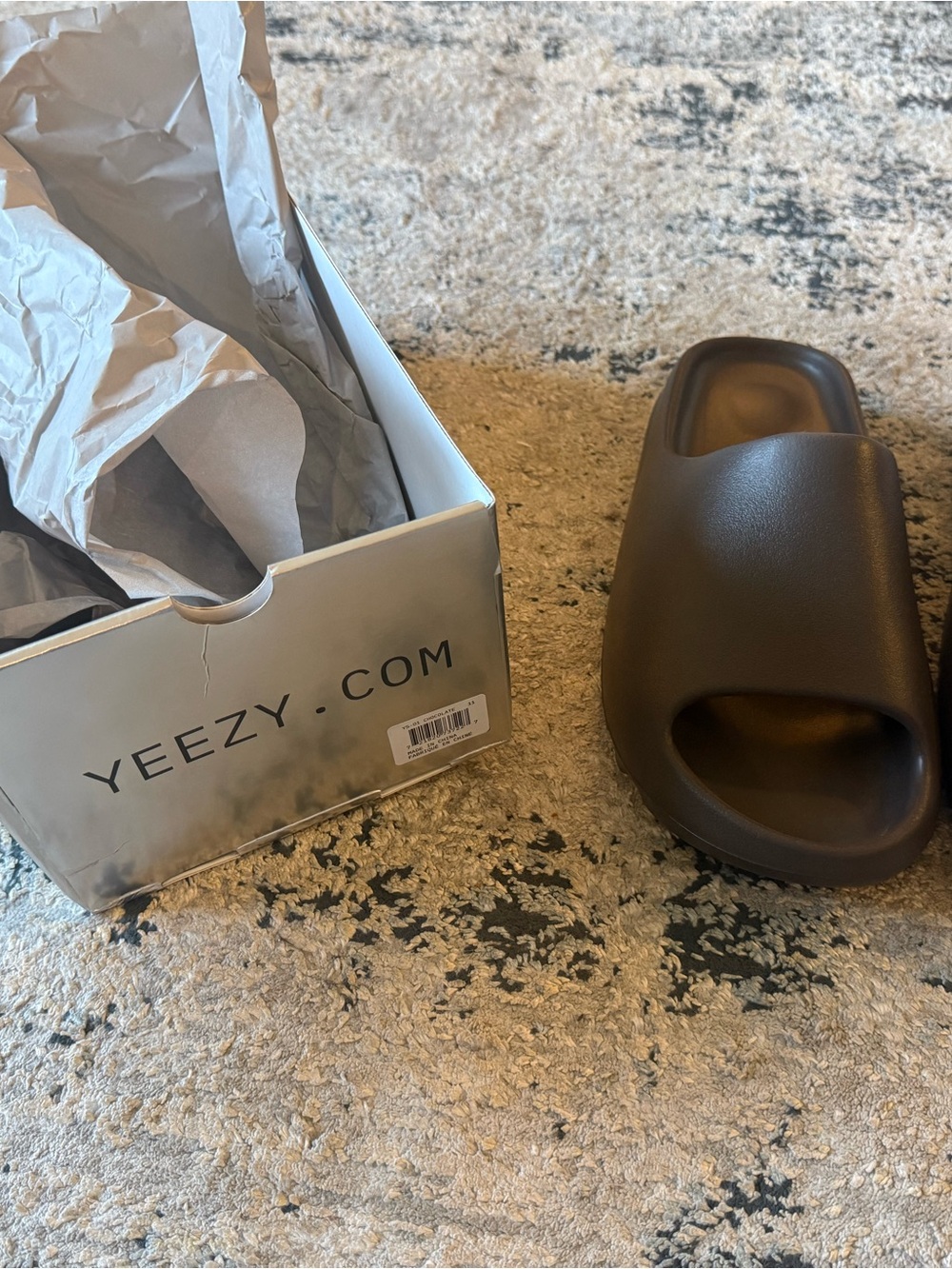 Yeezy Slide (YS-01) chocolate size 11